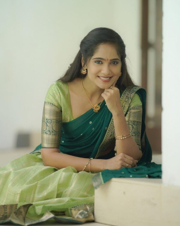 Costumes - @ivalinmabiaPhotography - @camerasenthil Makeup - @deepi_makeupartistry Hair - @aarthee_artistryShoot organised by @rrajeshananda (1)